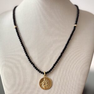 COLAR ONIX MEDALHA OURO