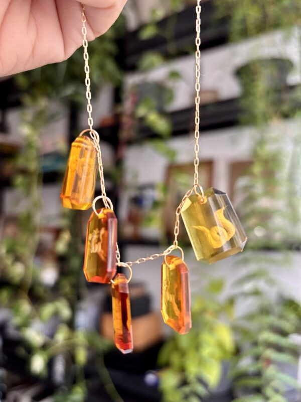 colar ouro 18k e cristais